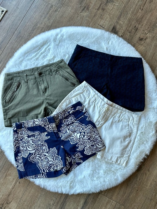 Pants - Women’s Shorts Pack - Navy Paisley, Olive, White, and Navy Eyelet 28 4